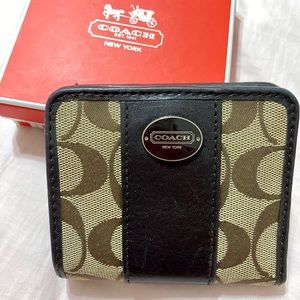 Coach Box Signature Small Wallet